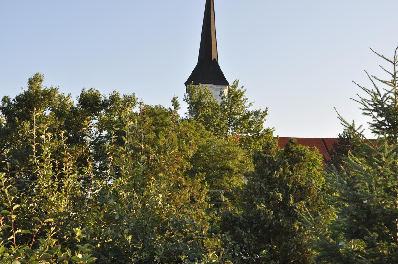 Szent György Vendégház Esztergom Exterior foto